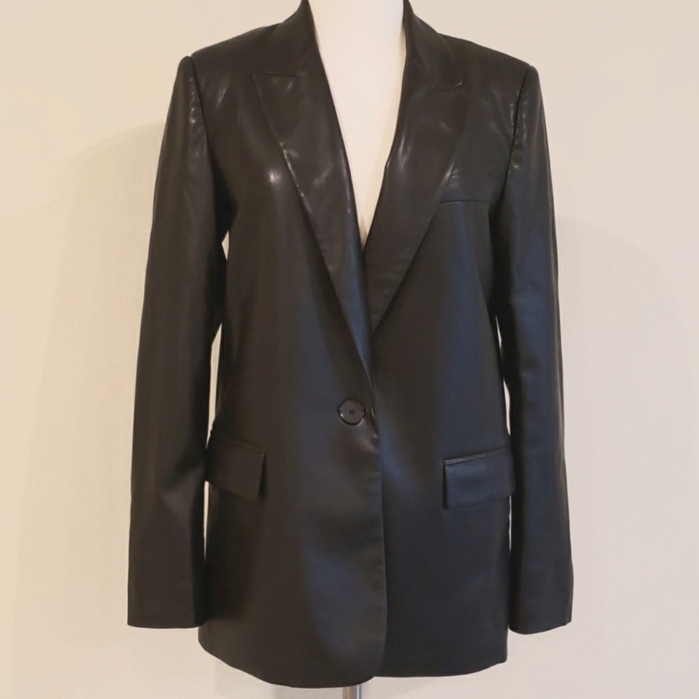 Zara faux leather blazer sz XS